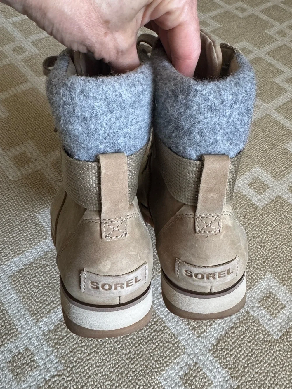 Sorel Harlow Conquest Waterproof Leather Ankle Boots Taupe Beige Gray 8.5